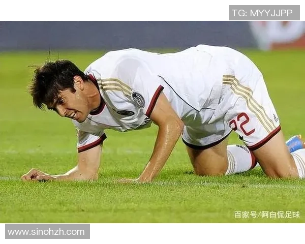 足球明星卡卡膝伤困扰职业生涯影响深远球迷心痛不已