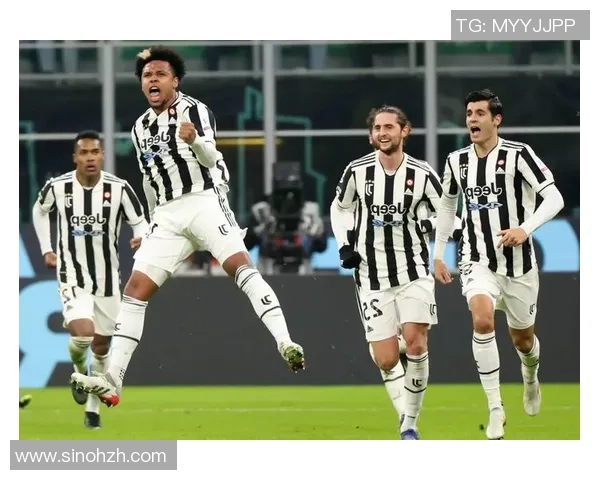 足球明星与豪车的完美结合汽车出风口的时尚魅力与运动精神